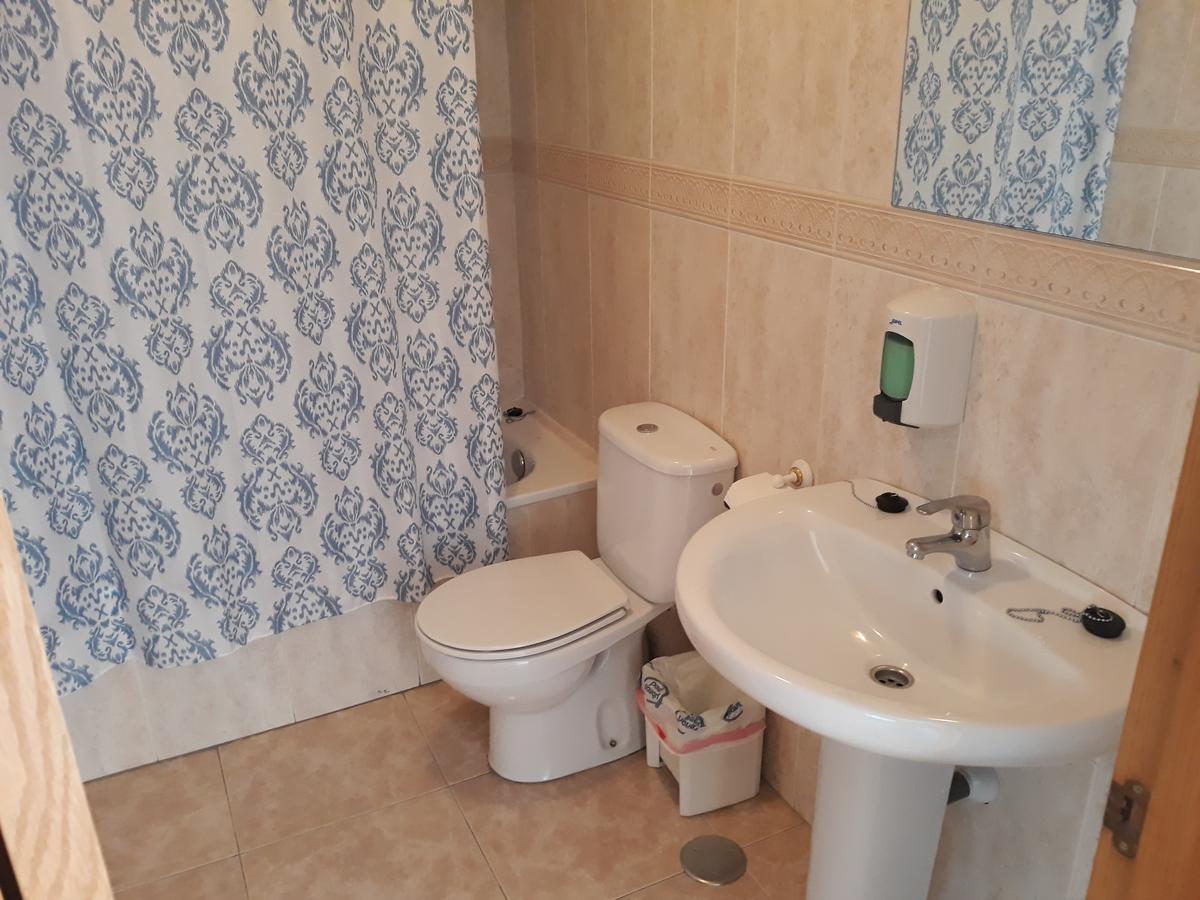 Zizur Mayor Hostal Ardoi מראה חיצוני תמונה