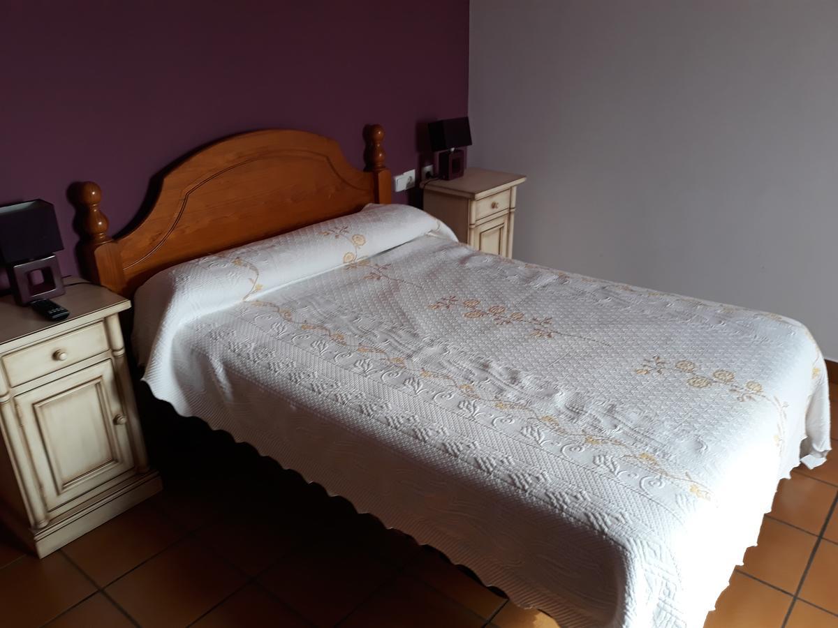 Zizur Mayor Hostal Ardoi מראה חיצוני תמונה