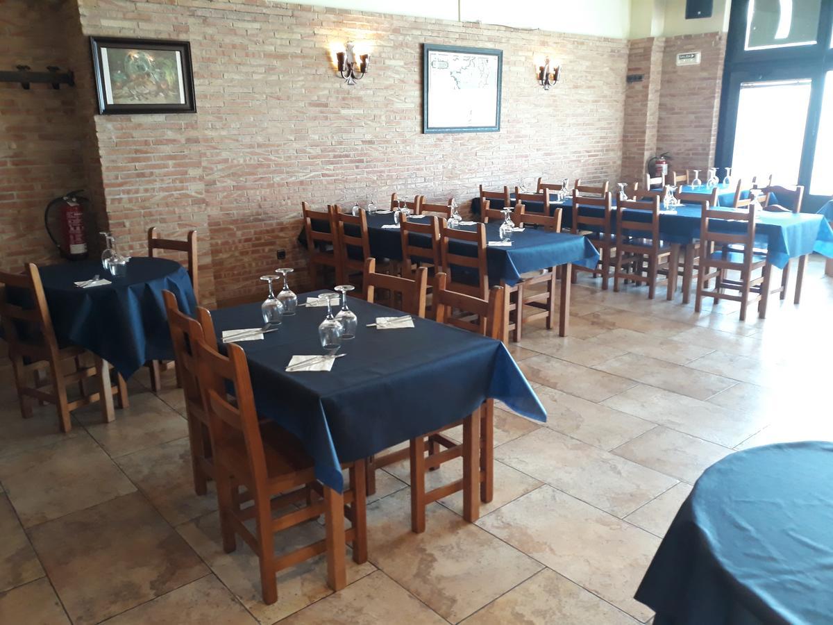 Zizur Mayor Hostal Ardoi מראה חיצוני תמונה