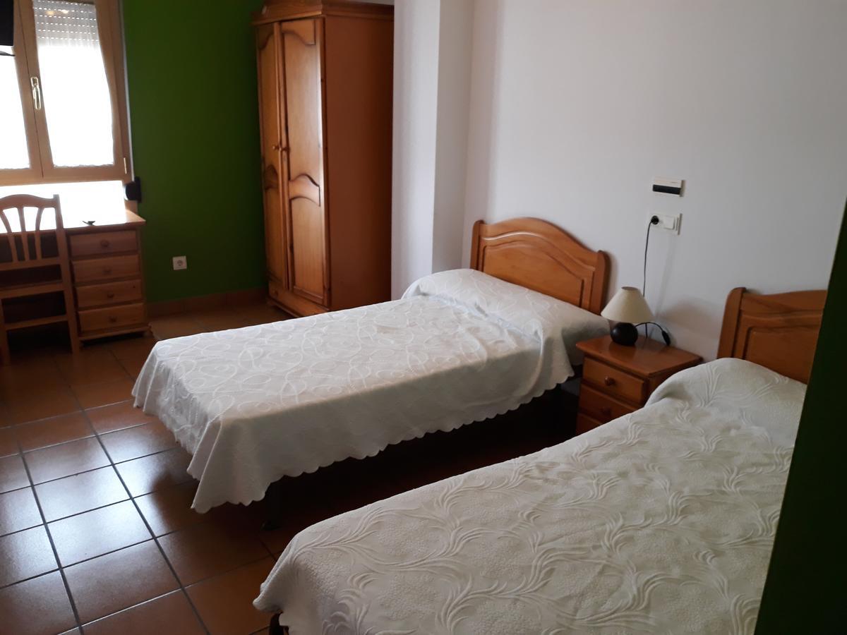 Zizur Mayor Hostal Ardoi מראה חיצוני תמונה