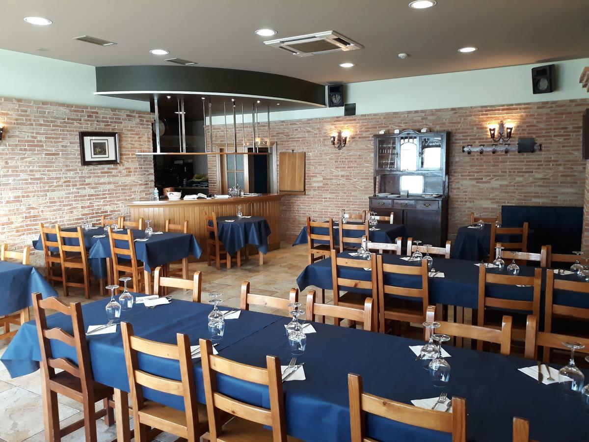 Zizur Mayor Hostal Ardoi מראה חיצוני תמונה